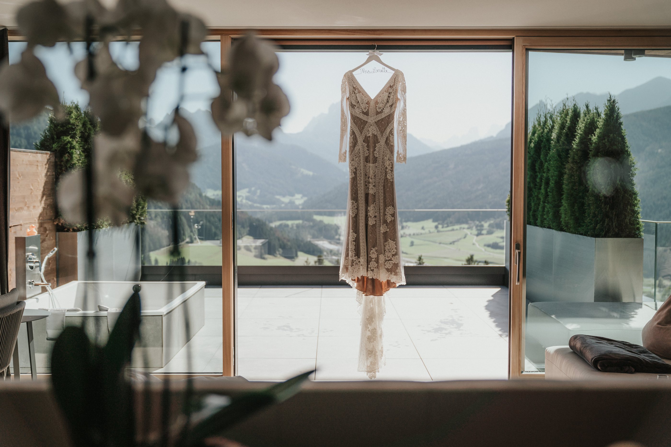 Kleidung für ein Elopement in den Bergen