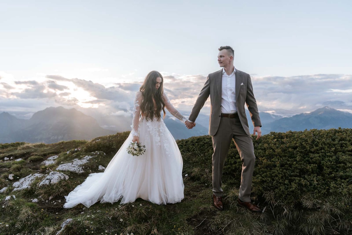 Helikopter Elopement in Tirol – Blick auf die Dolomiten beim Abflug